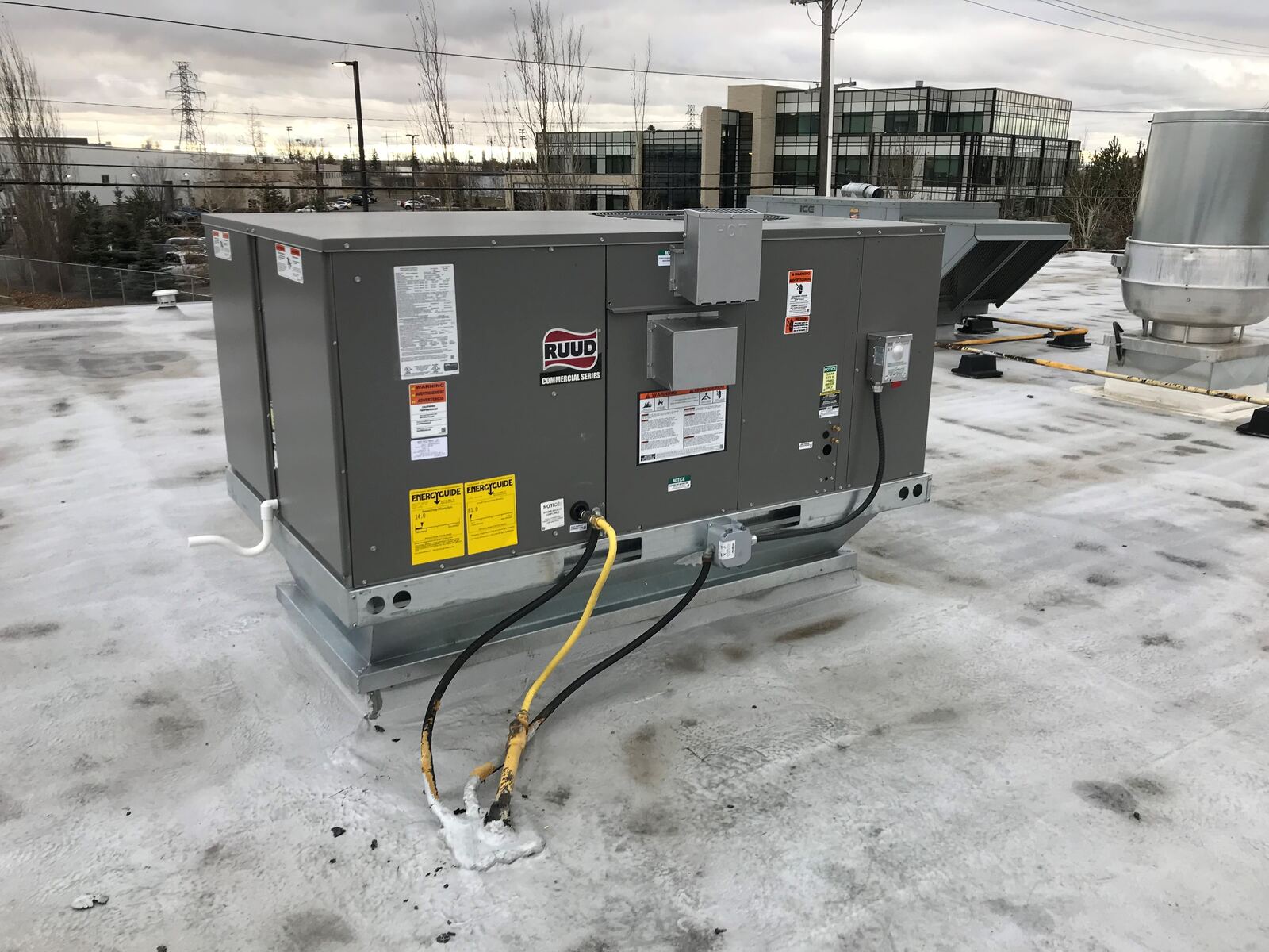 Ruud rooftop unit winter